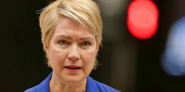 Schwesig wirft Bundesregierung mangelnde Professionalität vor