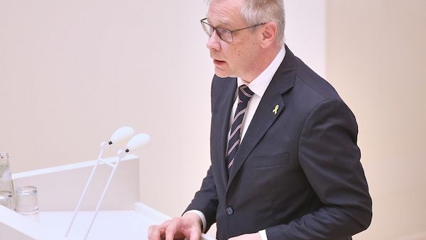 Jüdische Gemeinden unterstützen Antisemitismusbeauftragten Büttner