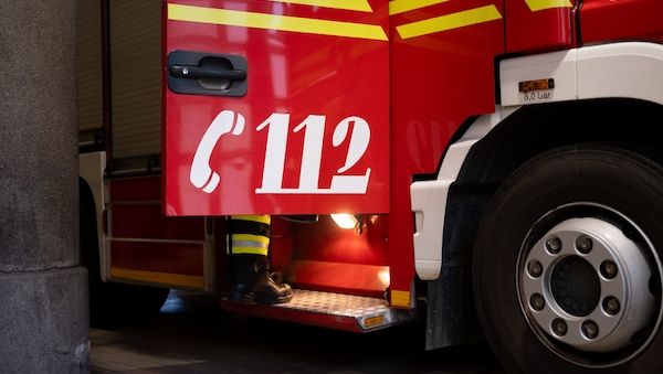 Großbrand in Beelitz - Wohnhaus und Garage in Flammen