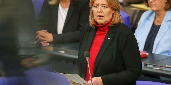 Bas verteidigt umstrittene Aussage aus Regierungsbefragung