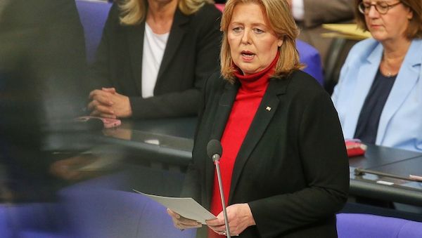 Bas verteidigt umstrittene Aussage aus Regierungsbefragung
