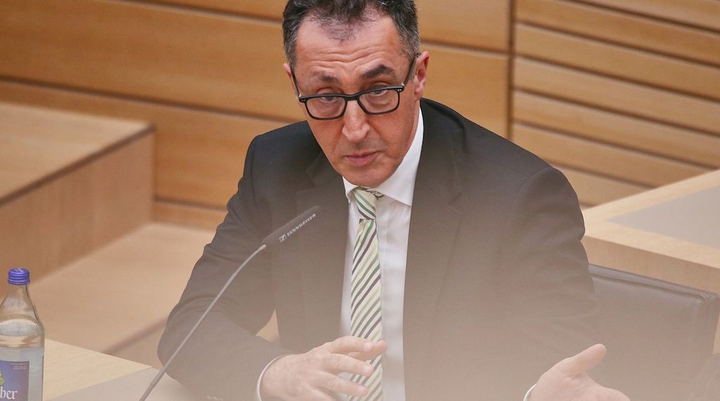Özdemir zum Ministerpräsidenten von Baden-Württemberg gewählt