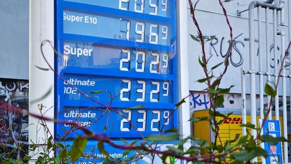 CSU schließt Verlängerung des Tankrabatts nicht aus