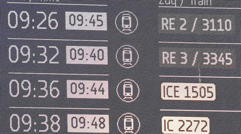 Bericht: Bahn-Pünktlichkeit schlechter als offiziell ausgewiesen