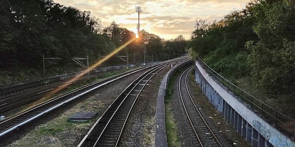Nach Korridorsanierung: DB nimmt Nordabschnitt der Strecke Hamburg – Berlin wieder in Betrieb