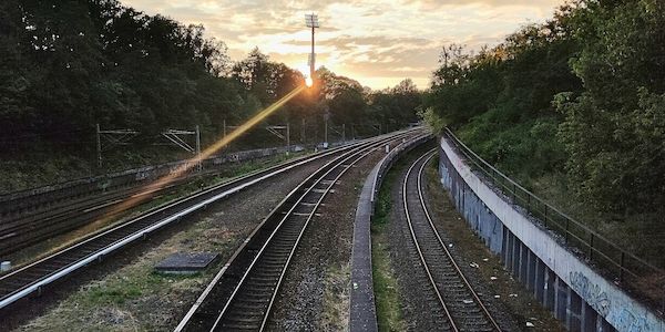 Bahnbranche fordert Reform der Trassenpreise von Schnieder