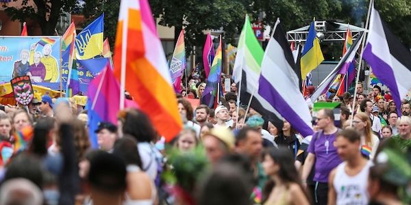Queer-Beauftragte fordert mehr rechtlichen Schutz