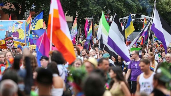 Queer-Beauftragte fordert mehr rechtlichen Schutz