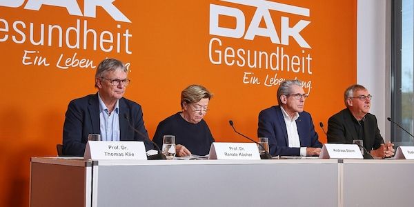 DAK: Pflegereform belastet Heimbewohner mit bis zu 20.000 Euro