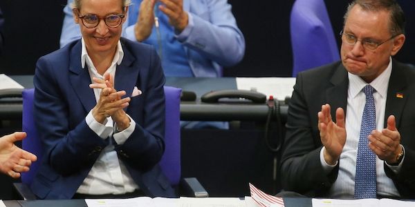 Insa: AfD distanziert Union weiter