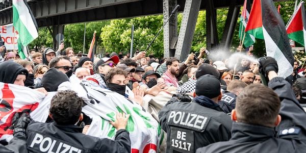Palästina-Gedenktag-Demo: Aggressive Stimmung und Festnahmen