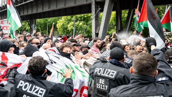 Palästina-Gedenktag-Demo: Aggressive Stimmung und Festnahmen