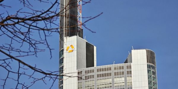 DSW zweifelt an eigenständiger Zukunft der Commerzbank