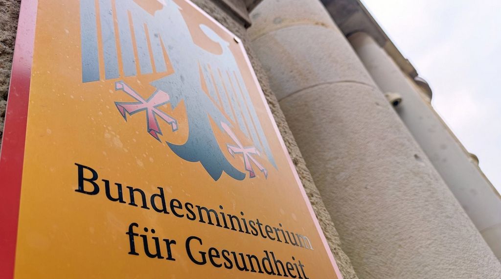 BMG: Vorerst keine Ebola-Auswirkungen für Deutschland