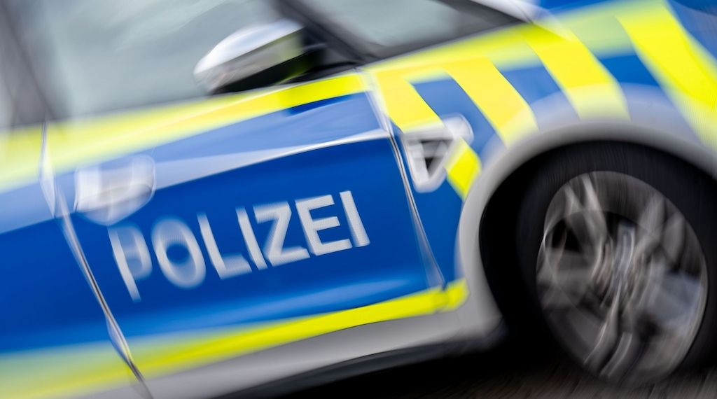 Illegales Straßenrennen in Cottbus – Polizei ermittelt