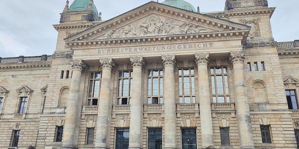 Oberster Verwaltungsrichter: Regierung muss Klimaversprechen halten