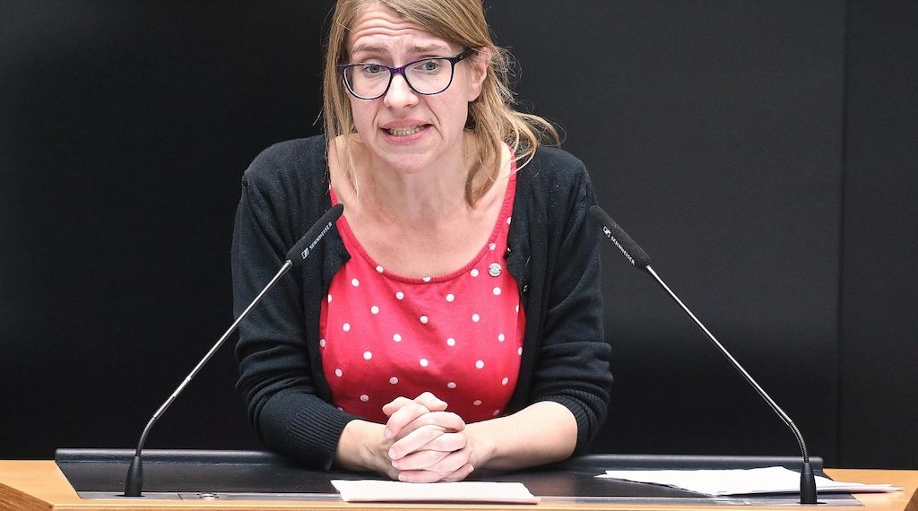 Bildungssprecherin der Linken kritisiert Entlastungsvereinbarung als Mogelpackung