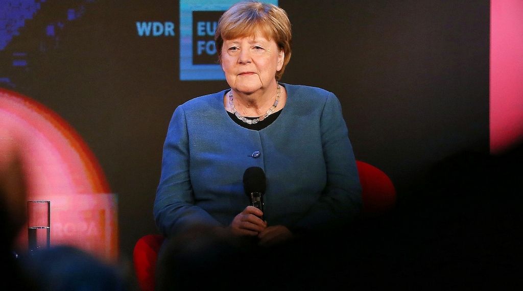 Linke: Merkel für EU-Verdienstorden geeigneter als Merz