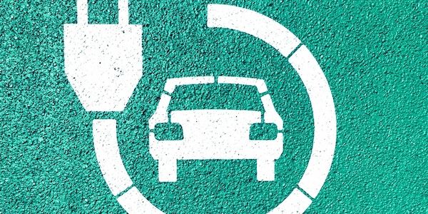 E-Ladesäulen: Was ist beim Laden und Parken erlaubt?