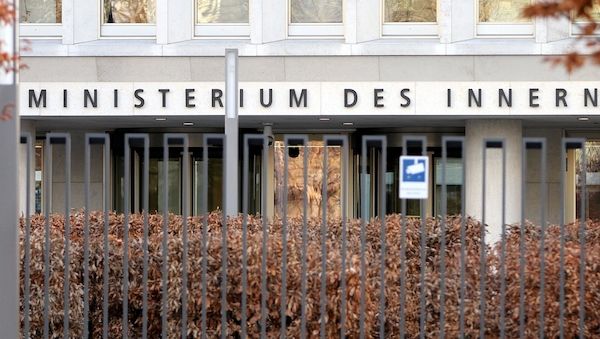 Bund, Sachsen und Brandenburg sichern Fortbestand der Stiftung für das sorbische Volk