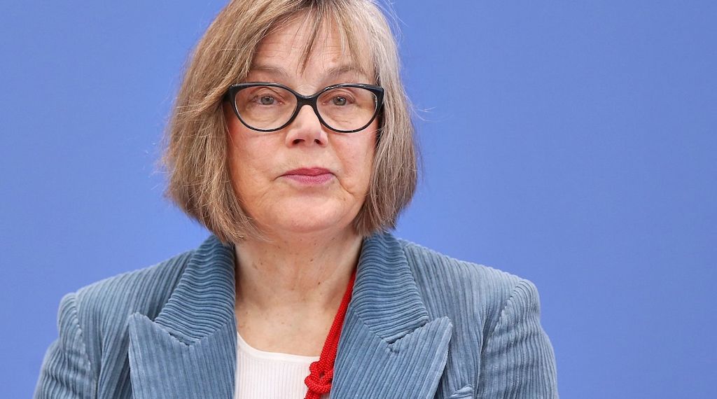 Caritas-Präsidentin kritisiert geplante Pflegereform