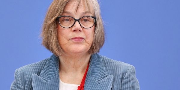 Caritas-Präsidentin kritisiert geplante Pflegereform