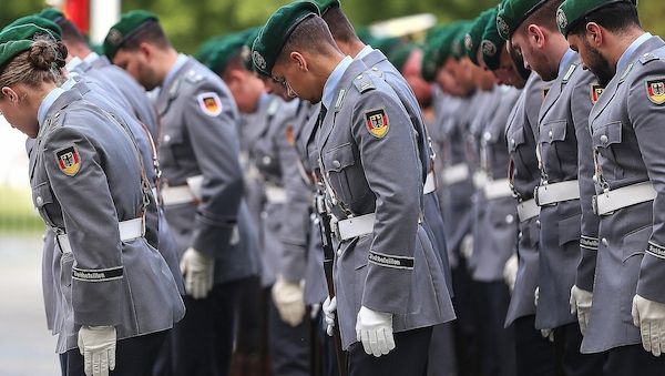 Steinmeier zweifelt an freiwilligem Wehrdienst