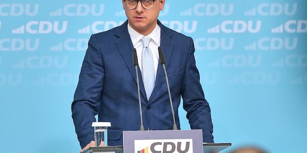 Linnemann will Bürgergeld für flüchtige Kriminelle streichen