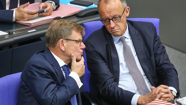 Ipsos-Umfrage: Rückhalt für Bundesregierung schwindet weiter