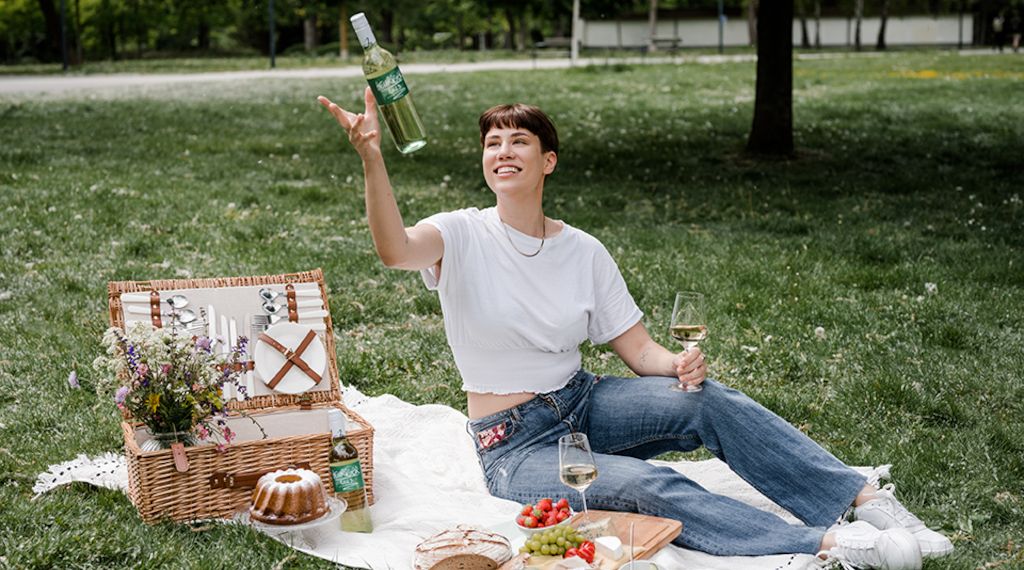 Leichter Genuss - Warum Wein aus PET der Sommer in Flaschen ist