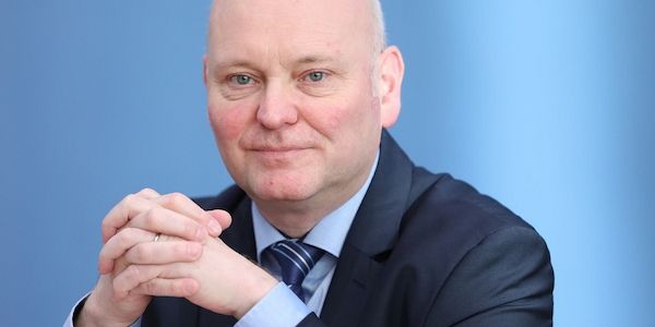Wirtschaftsweiser rechnet mit Steuererhöhungen