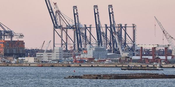 Stimmung in deutscher Wirtschaft überraschend leicht verbessert