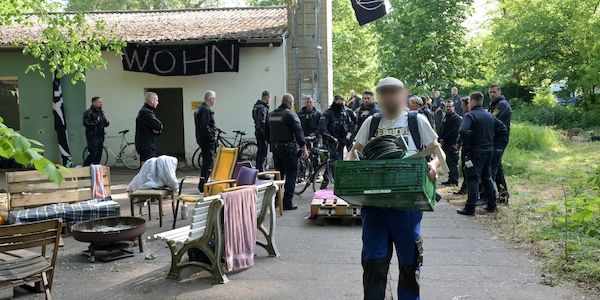 Polizei räumt besetztes Haus in Potsdam – Abriss geplant