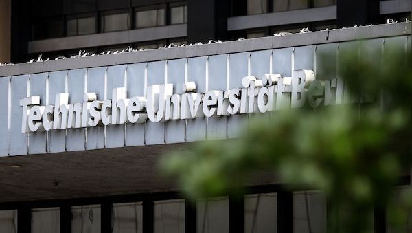 Ex-TU-Präsidentin Rauch muss keine Strafe für "Like" zahlen