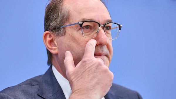 Dobrindt kritisiert Warnungen vor AfD-Staatsstreich