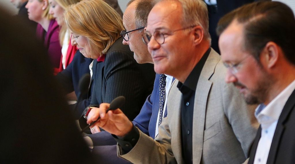 Hoeneß sieht SPD als Hauptschuldige an Krise der Bundesregierung