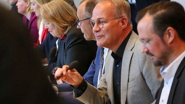 Hoeneß sieht SPD als Hauptschuldige an Krise der Bundesregierung