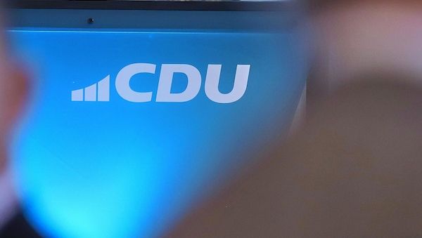 CDU wirft Senat Versagen bei Luftfahrtforschung vor