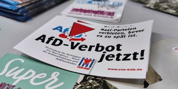 Müntefering fordert AfD-Verbotsverfahren
