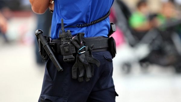 Schweiz: Messer-Angreifer sticht auf Passanten ein