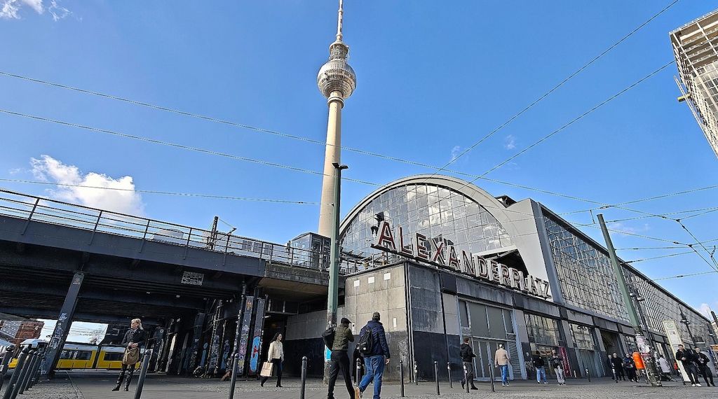 Fünf Festnahmen nach Körperverletzung und Widerstand
