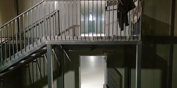 Hamburger Senat prüft Verlängerung der umstrittenen Flüchtlingsunterkunft am Überseering