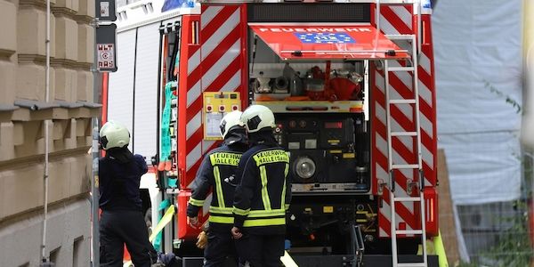 Sechs Verletzte bei Busunfall in Hamburg Hoheluft