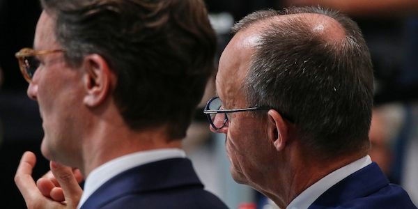 Regierungssprecher: Gerücht um Kanzlertausch "nicht relevant"
