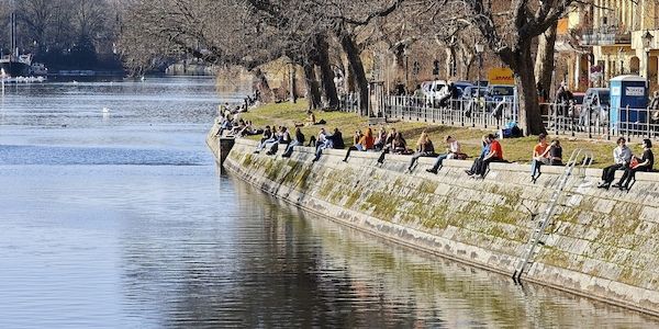 Frühling 2026 war sehr mild, sonnig und zu trocken