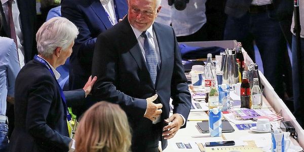 Kubicki zum FDP-Chef gewählt - Strack-Zimmermann unterliegt