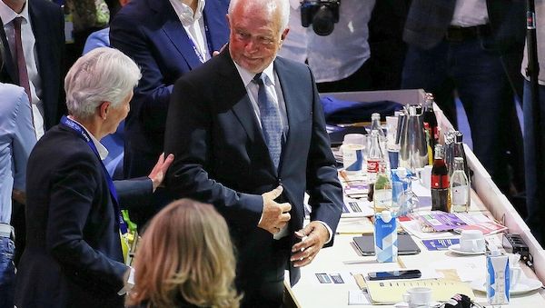 Kubicki zum FDP-Chef gewählt - Strack-Zimmermann unterliegt