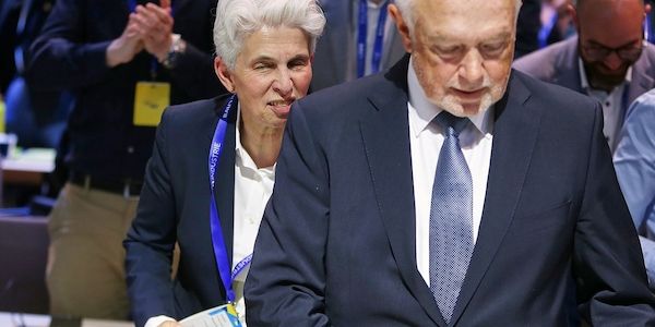Strack-Zimmermann sieht 40 Prozent als Auftrag zu Kurskorrekturen