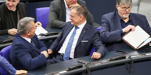 Umfrage: Mehrheit rechnet mit AfD-Ministerpräsident