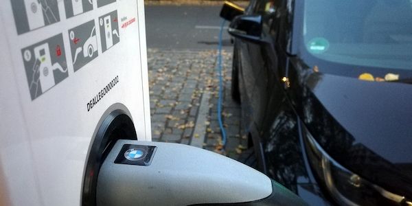 42 Prozent der Gemeinden ohne öffentliche Ladesäulen
